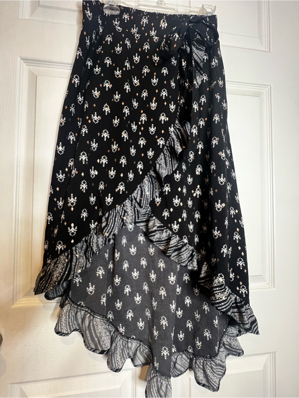 Rue21 Black Floral High-Low Wrap Skirt with Ruffle Trim